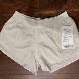 Lululemon hot hot shorts NWT